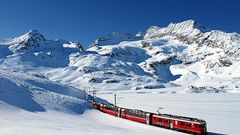 Bernina Express entlang des Lago Bianco