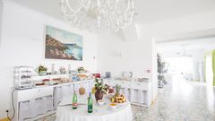 Buffet im Hotel La Madonnina  auf Ischia, Italien