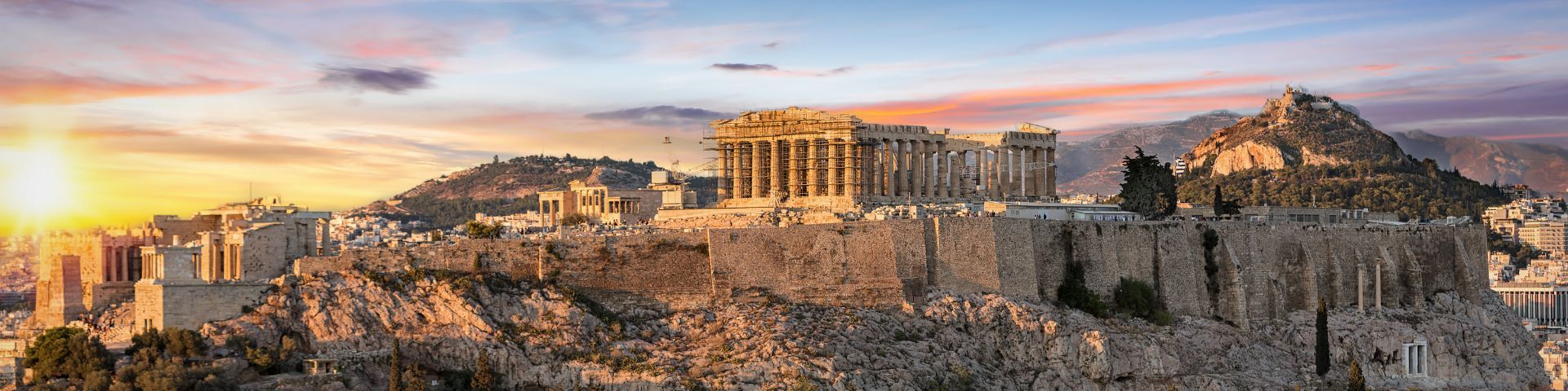 Akropolis im Sonnenuntergang bei einer Städtereise mit sz-Reisen