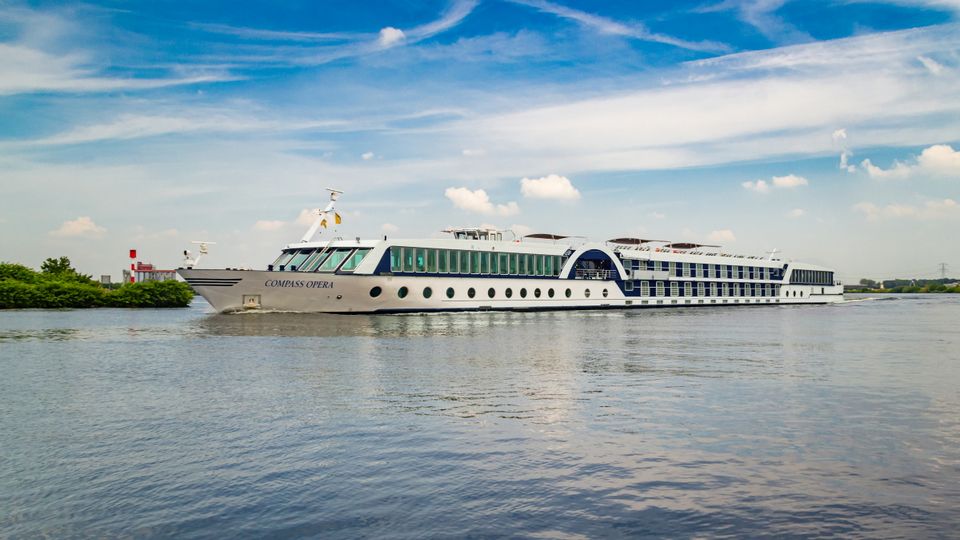 MS Compass Opera