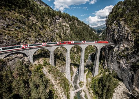 Glacier auf dem Landwasserviadukt 