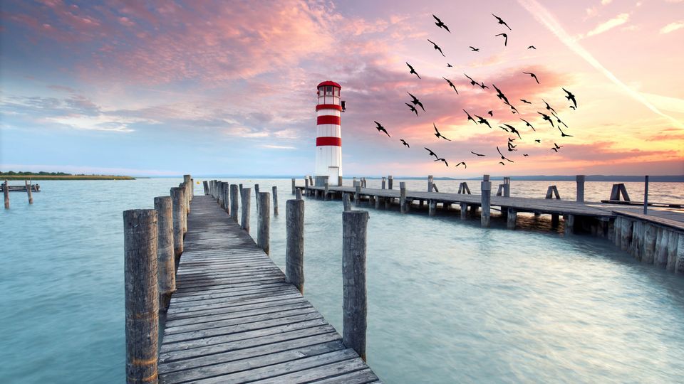 Abend am Neusiedler See, Leuchtturm im Sonnenuntergang
