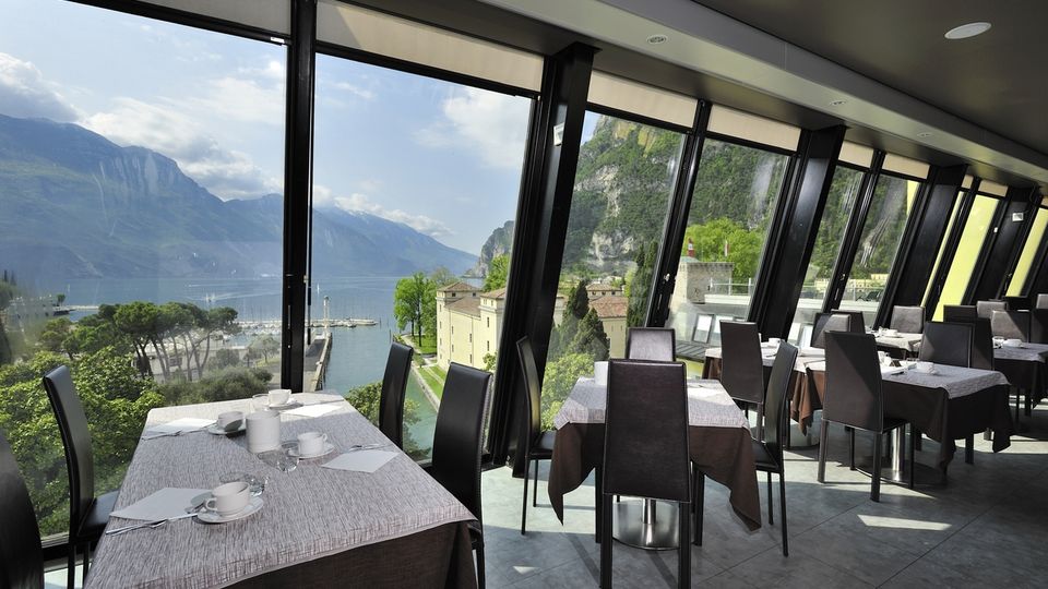 GH Riva, Restaurant
