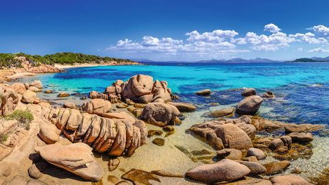 Wunderschönes Küstenpanorama an der Costa Smeralda