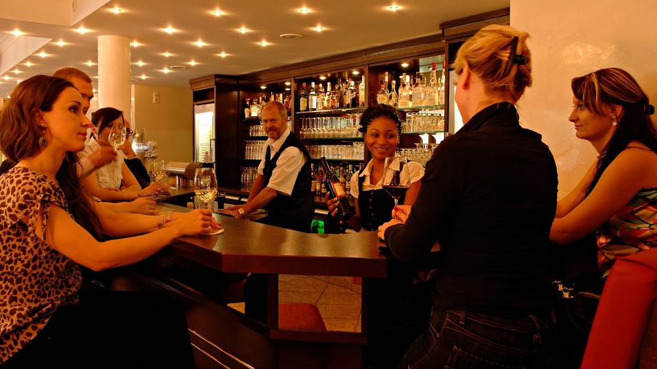 Hotel Krähennest, Bar