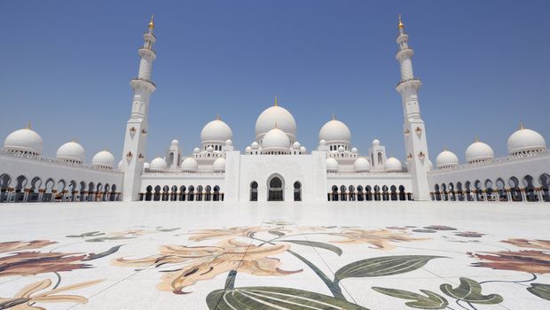 Sheikh Zayed Mosque 24