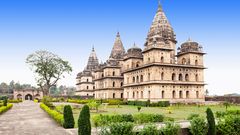 Chhatris Cenotaphs Orcha