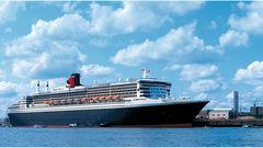 QM2 läuft in Hamburg ein