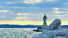 Leuchtturm auf der Insel Rügen im Winter