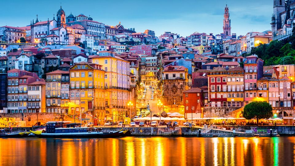 Altstadt von Porto mit Douro