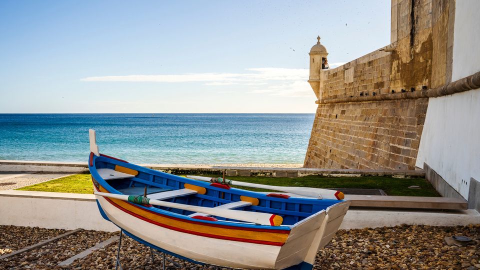 Sesimbra ©AdobeStock, malajscy Sesimbra