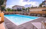 schöner Pool am Hotel Isabella auf Sorrent in Italien