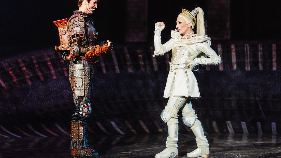 STARLIGHT_EXPRESS_Rusty_Pearl