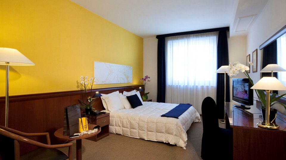 Zimmerbeispiel Grand Hotel Tiberio Rom