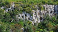 Nekropole von Pantalica ©Samuele Gallini, AdobeStock Nekropole von Pantalica