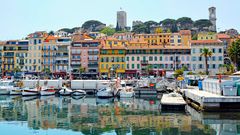 Cannes, Blick auf Hafen und Altstadt
