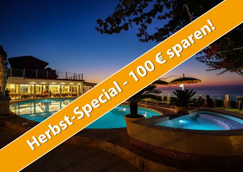 Pool am Abend