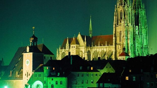 Regensburg bei Nacht
