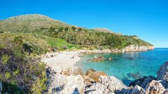 Cala Mazzo di Sciacca ©lenisecalleja, AdobeStock Cala Mazzo di Sciacca