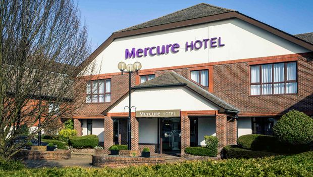 Mercure Dartford Brands Hatch Hotel - Außenansicht 
