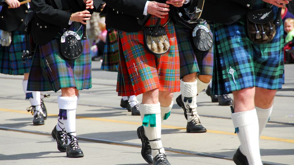 Schottische Blaskapelle in Kilt