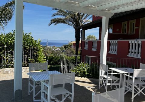 Borgo di Santa Barbara, Gartenbar