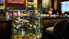 Mein Schiff 7, Café Central ©René Supper, TUICRUISES.COM Mein Schiff 7, Café Central