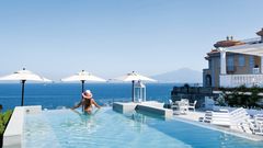 Pool mit Meerblick im Hotel Corallo bei Sorrent in Italien