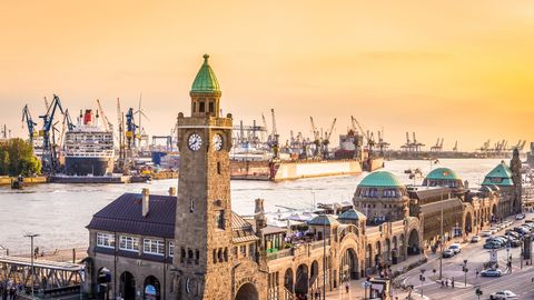 Hamburg Landungsbrücken Sonnenuntergang