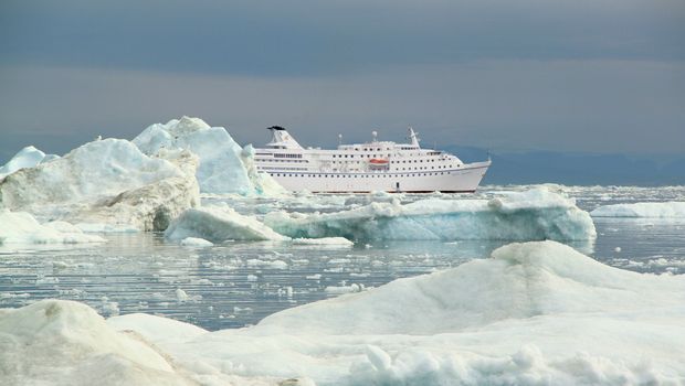 Schiffsbild in Groenland