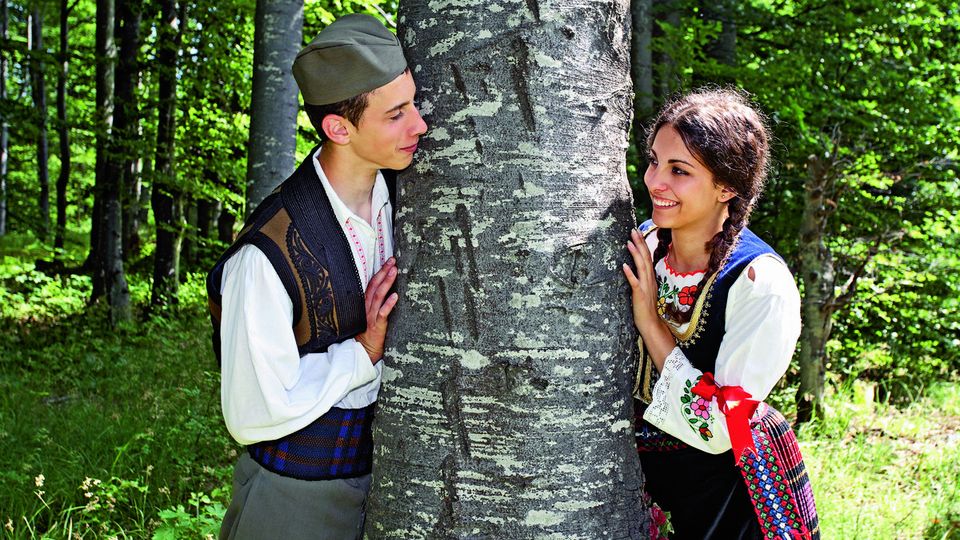 Serbische traditionelle Kleidung; Serbische Trachten
