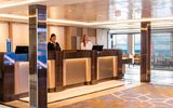 World Voyager Rezeption © nicko cruises Schiffsreisen GmbH