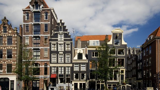 Typische Fassaden Amsterdam