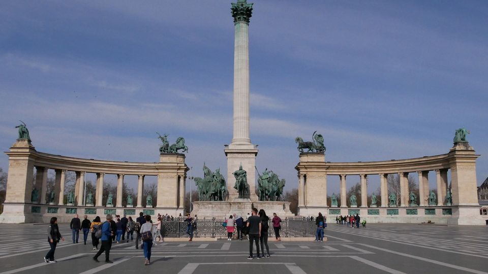 Heldenplatz