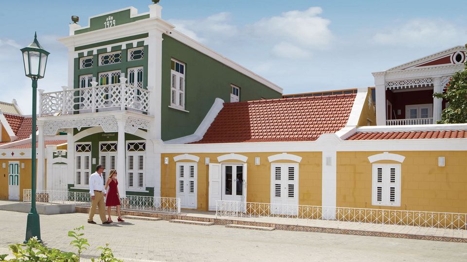 Kolonialfassaden in Oranjestad ©