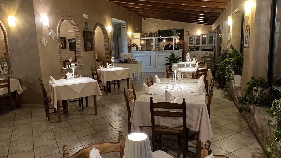 Borgo di Santa Barbara, Restaurant