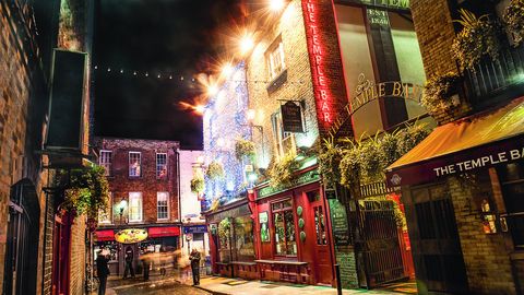 Temple Bar at Christmas, Dublin