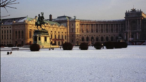Wiener Hofburg Heldenplatz 