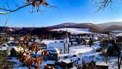 Dorf im Riesengebirge im Winter