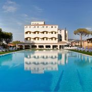 18_H_AHR Baja_external_with_pool