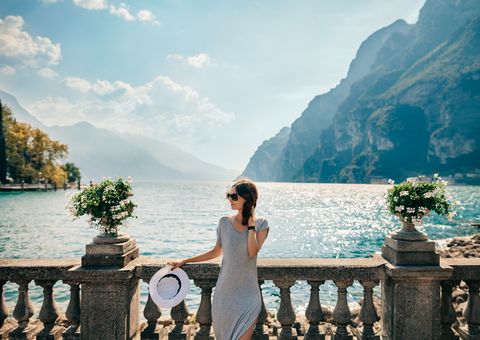 Frau am Gardasee