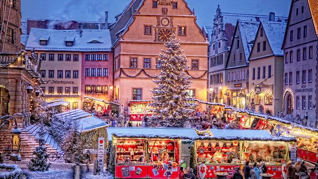 Weihnachtliches Rothenburg