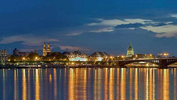 5491_._346_Mainz_Nacht_Rhein_c_