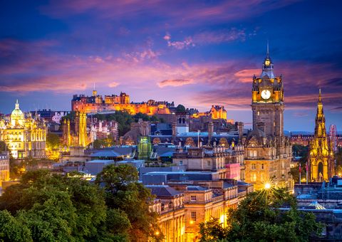 Edinburgh am Abend