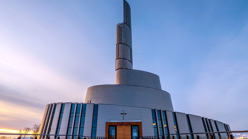 Kathedrale und Nordlichter, Alta in Norwegen