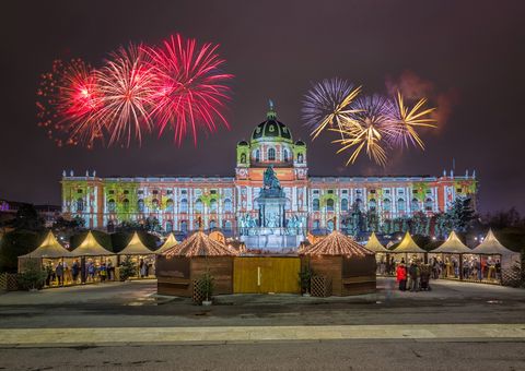 Kunsthistorisches Museum Wien mit Feuerwerk