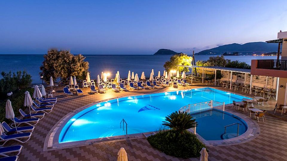 Pool