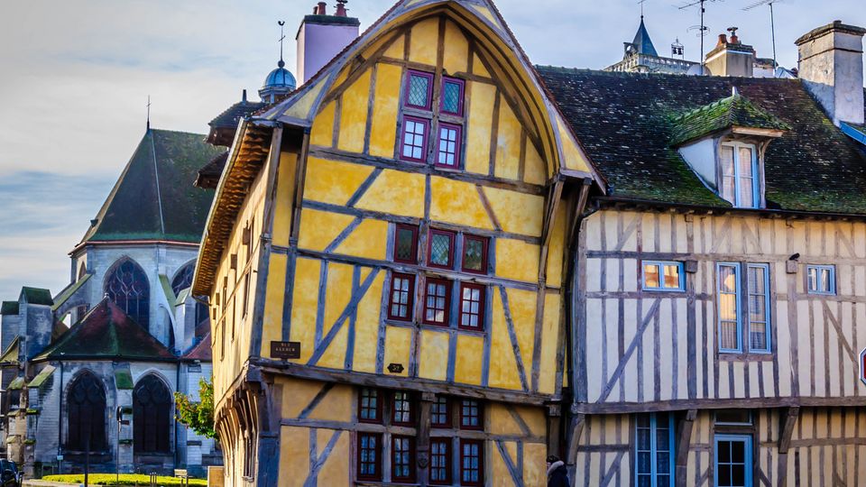 Troyes