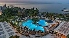 Blick auf die Hotelanlage Hotel Mediterranean Beach