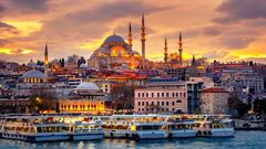 Süleyman Moschee ©gatsi, AdobeStock Süleyman Moschee